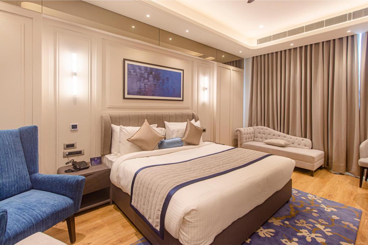Hôtel The Cove Wing à Panchkula Extérieur photo