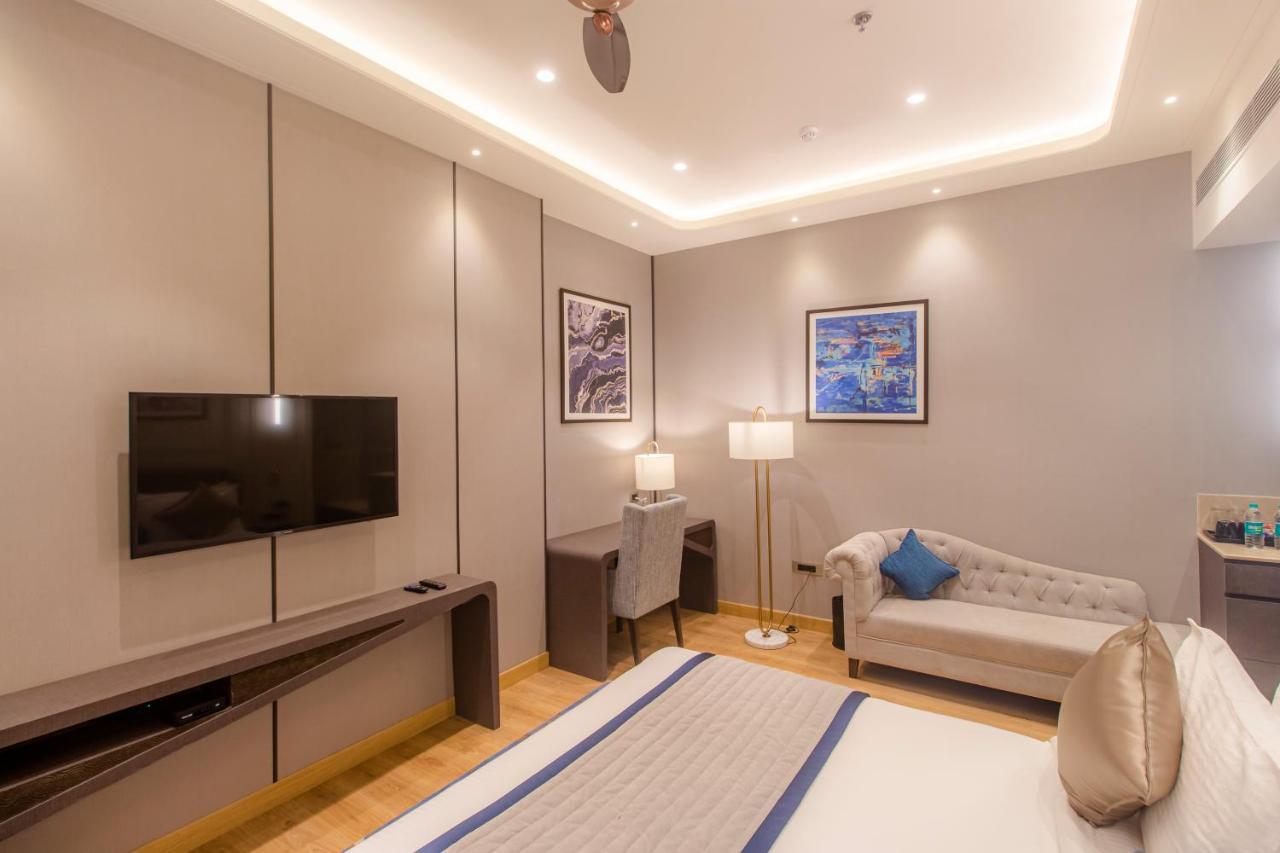 Hôtel The Cove Wing à Panchkula Extérieur photo